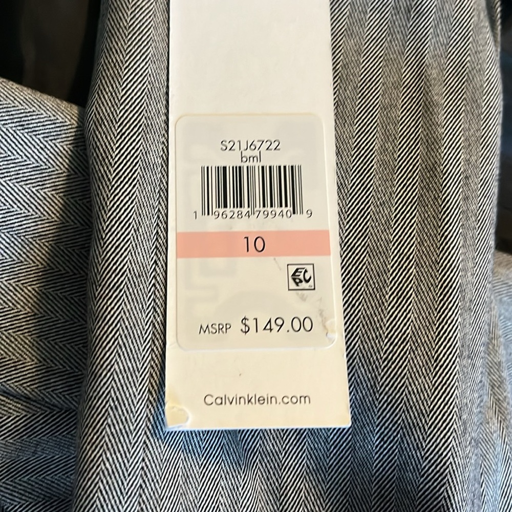 Women’s Chic Menswear-inspired Calvin Klein’s Jacket - Picture 3 of 4